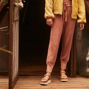 NWT FREE PEOPLE FP Movement MOUNTAIN HIGH CABLE JOGGERS size S